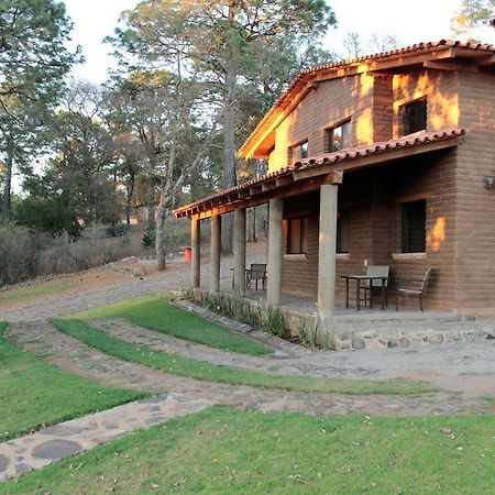 Cabanas El Roble Tapalpa Quarto foto